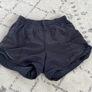 Lululemon hotty hot high rise shorts 4 inches